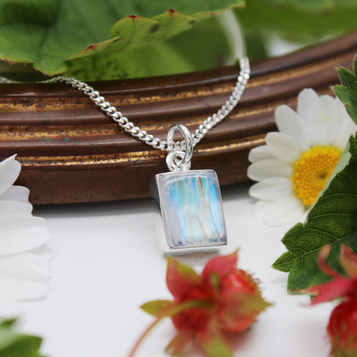 LUNAR - Sterling Silver & Moonstone Necklace