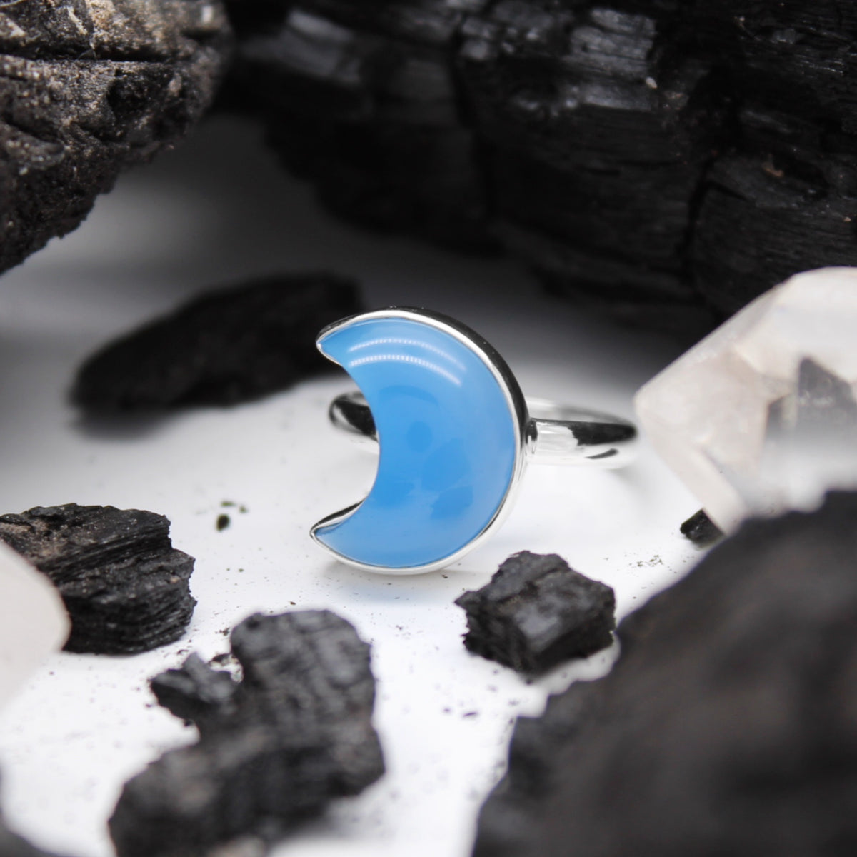 BLUE MOON - Sterling Silver & Blue Chalcedony Ring - US 6