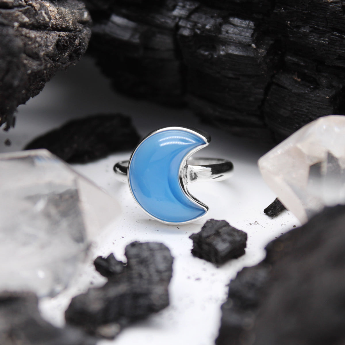 BLUE MOON - Sterling Silver & Blue Chalcedony Ring - US 7
