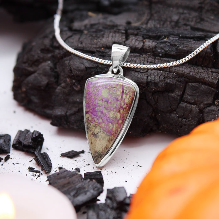 ELIXIR - Sterling Silver & Stichtite in Serpentine Necklace