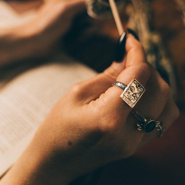 SHUFFLE & CUT RING - Sterling Silver & Amethyst Ring